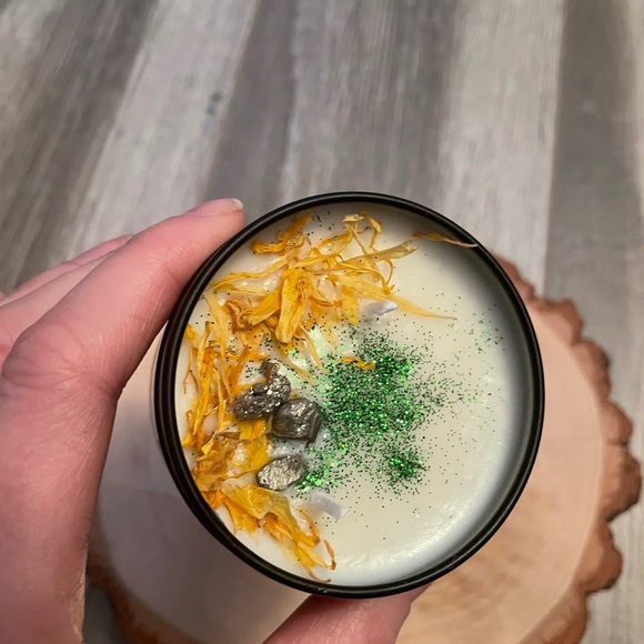 *Money Magic* Soy Wax Candle - Picture 2 of 6